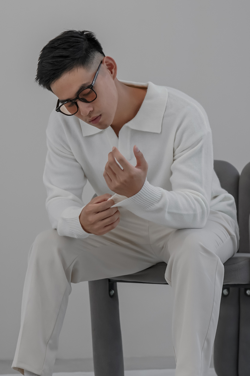 翻領毛毛針織衣