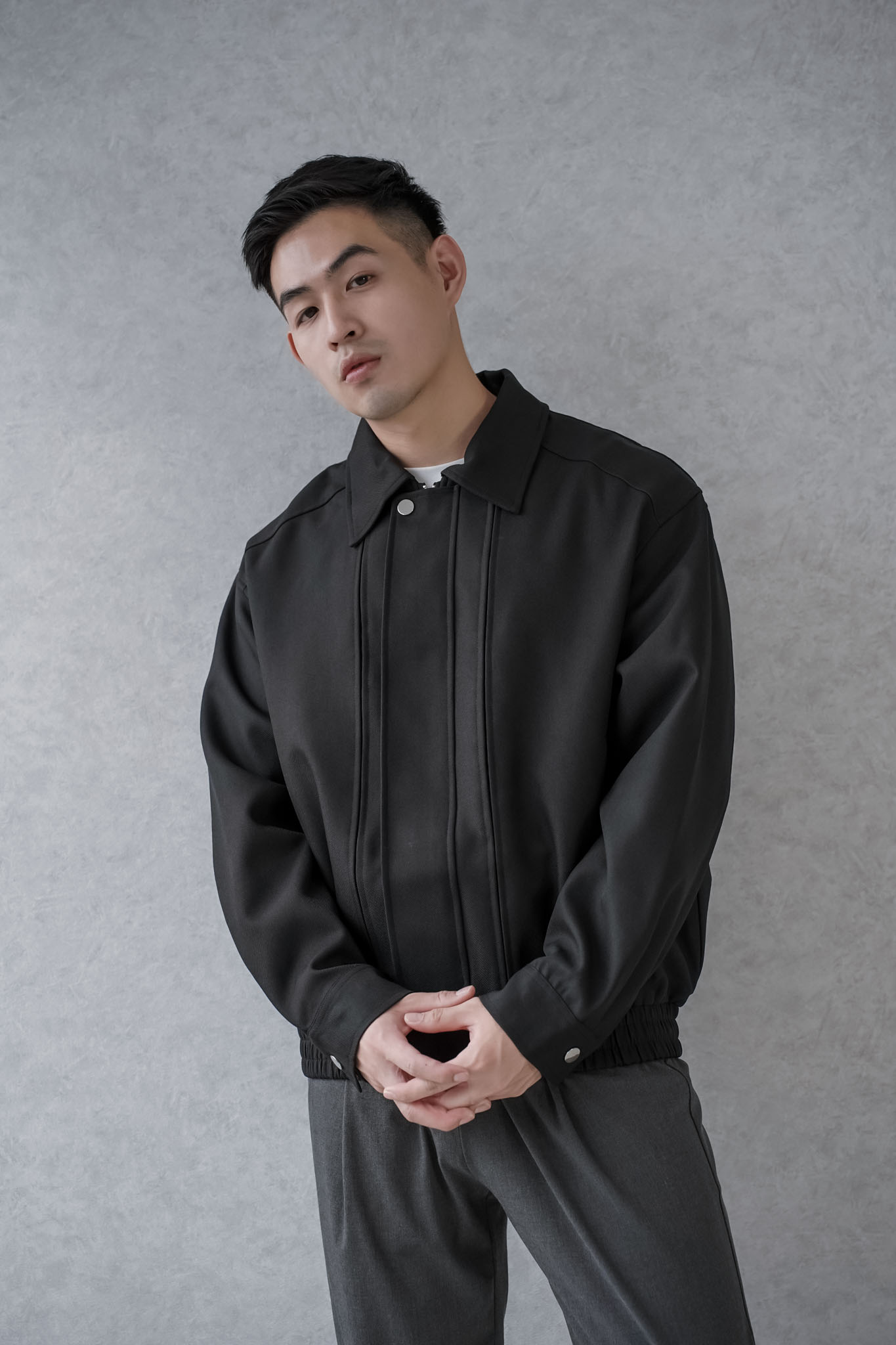 雙線翻領短版外套