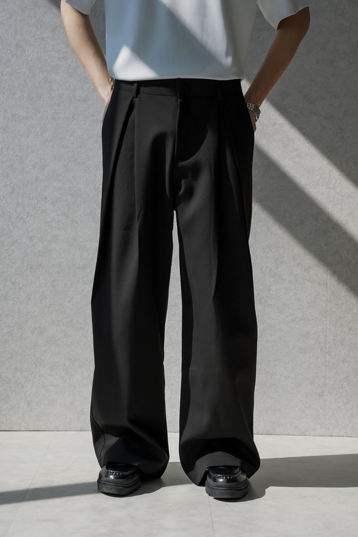 雙摺結構寬鬆長褲